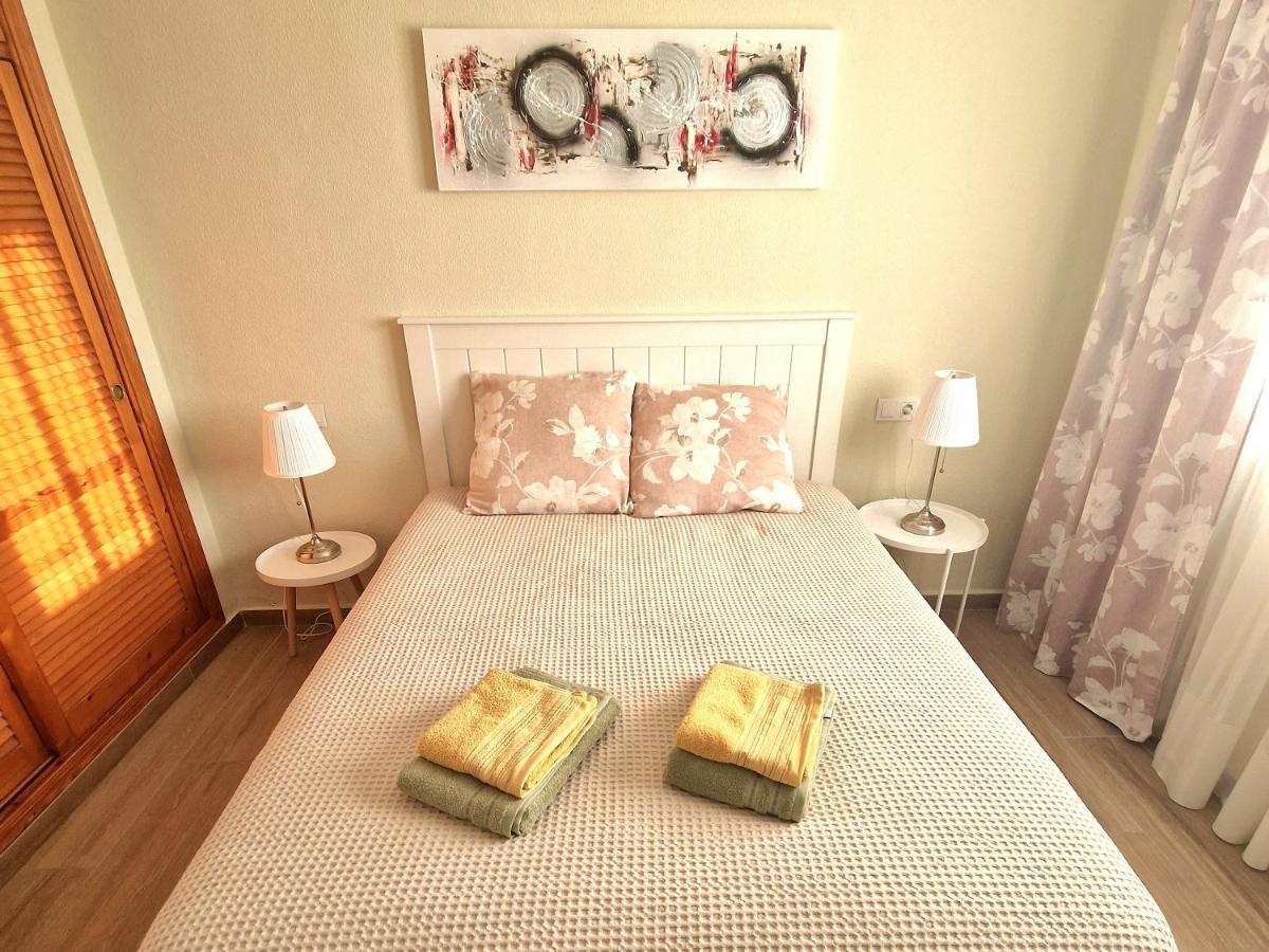 Cozy Apartment With Sea View Torrevieja Exteriér fotografie