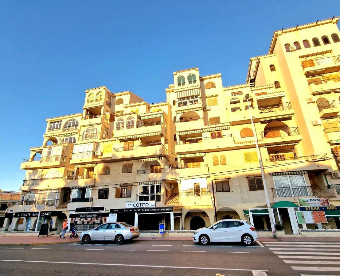 Cozy Apartment With Sea View Torrevieja Exteriér fotografie