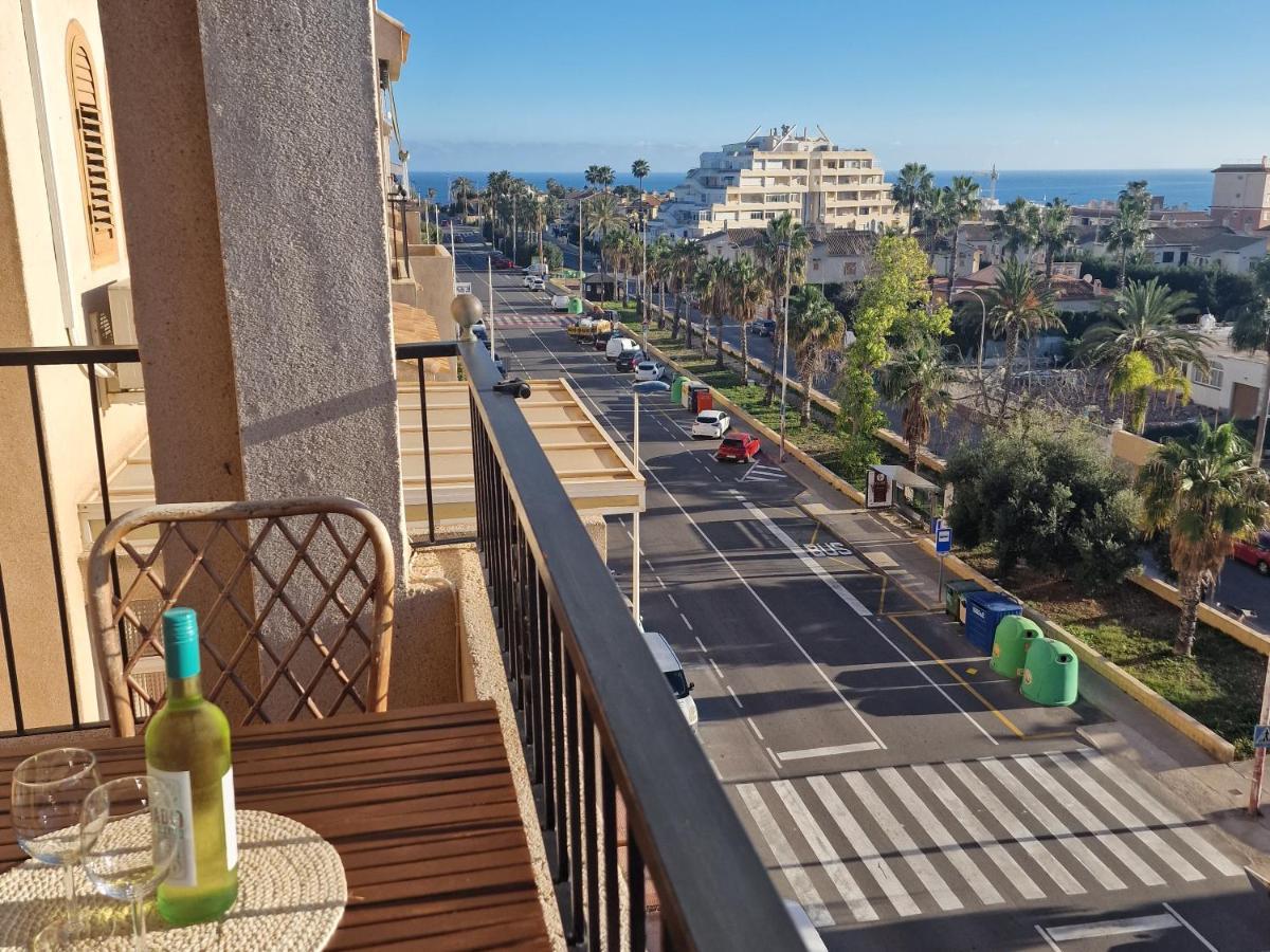 Cozy Apartment With Sea View Torrevieja Exteriér fotografie